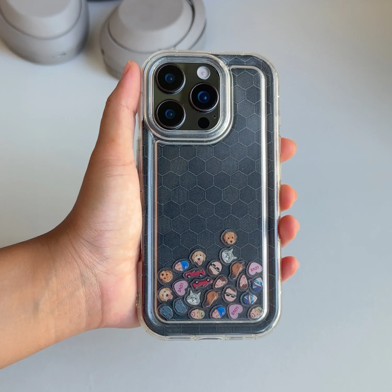 Shaker Case™ with Carbon Hive Case Design - Image 4